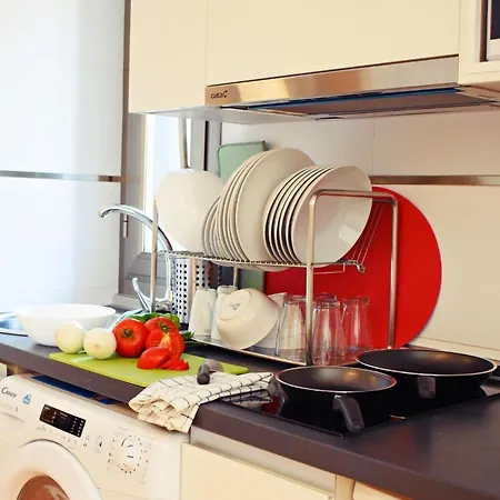 Apartament Cozy Apatment Just 10 Mins From The Centre Malaga