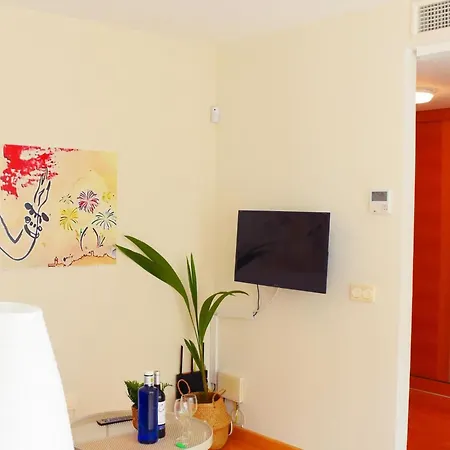 Apartament Cozy Apatment Just 10 Mins From The Centre